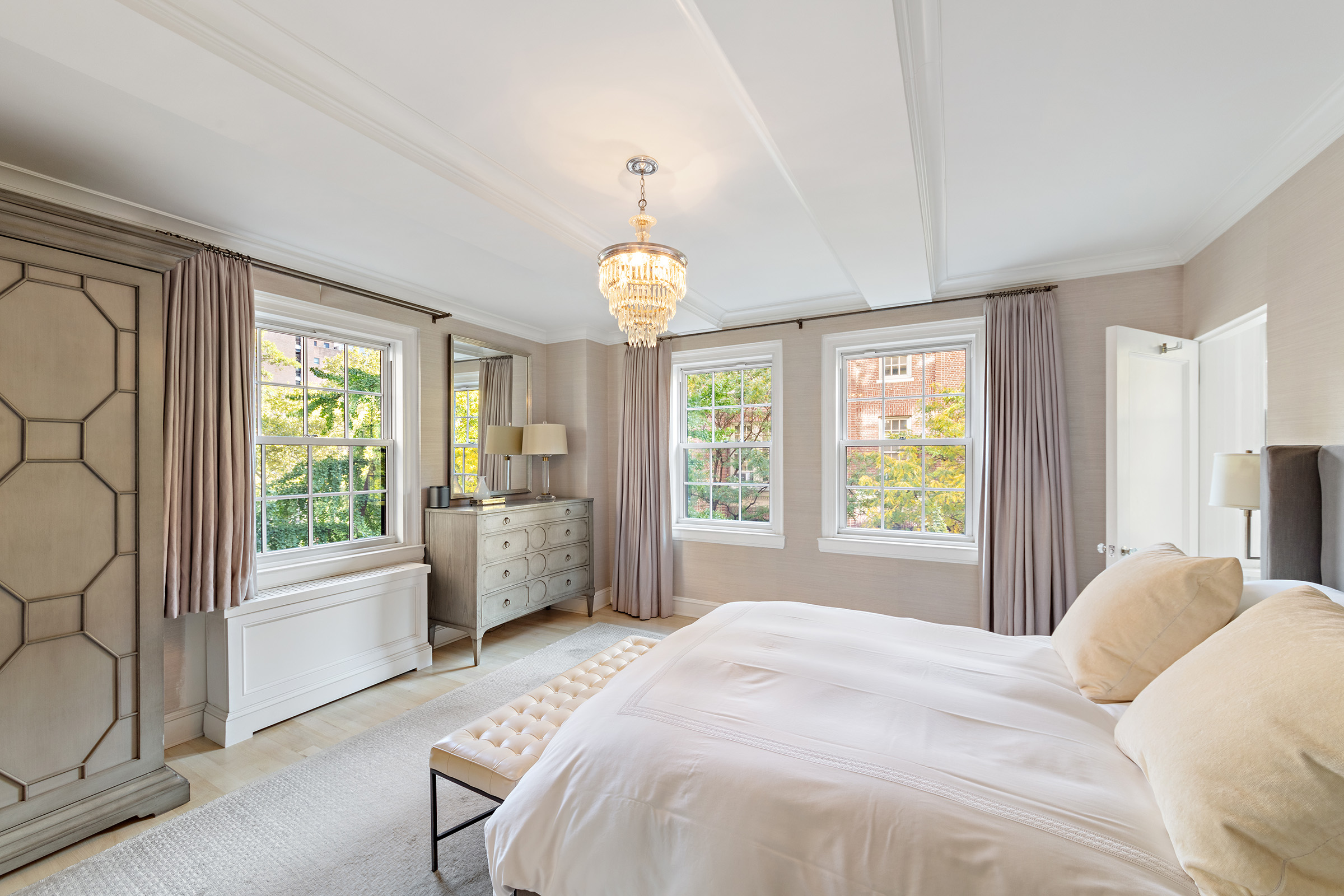 333 East 68th Street, Unit 3C Manhattan, NY 10065 - Photo 10 of 15