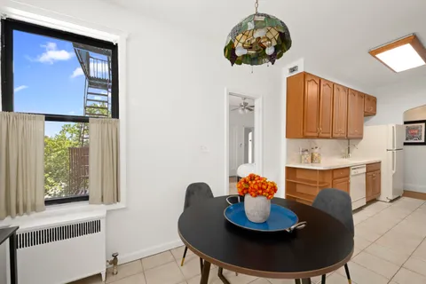 $360,000 | 3875 Waldo Avenue, Unit 4E | Fieldston