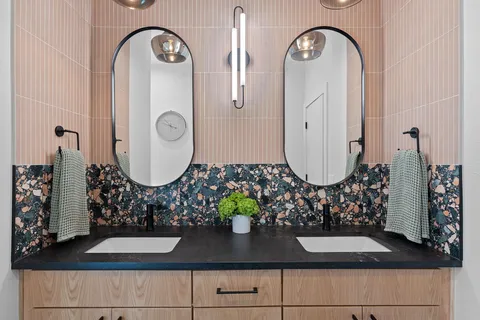 a view of a entryway