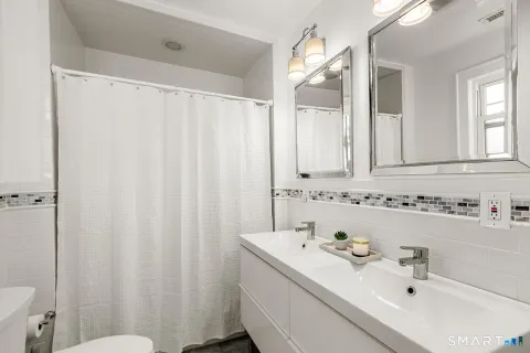 $1,395,000 | 15 Charles Street, Darien, CT 06820