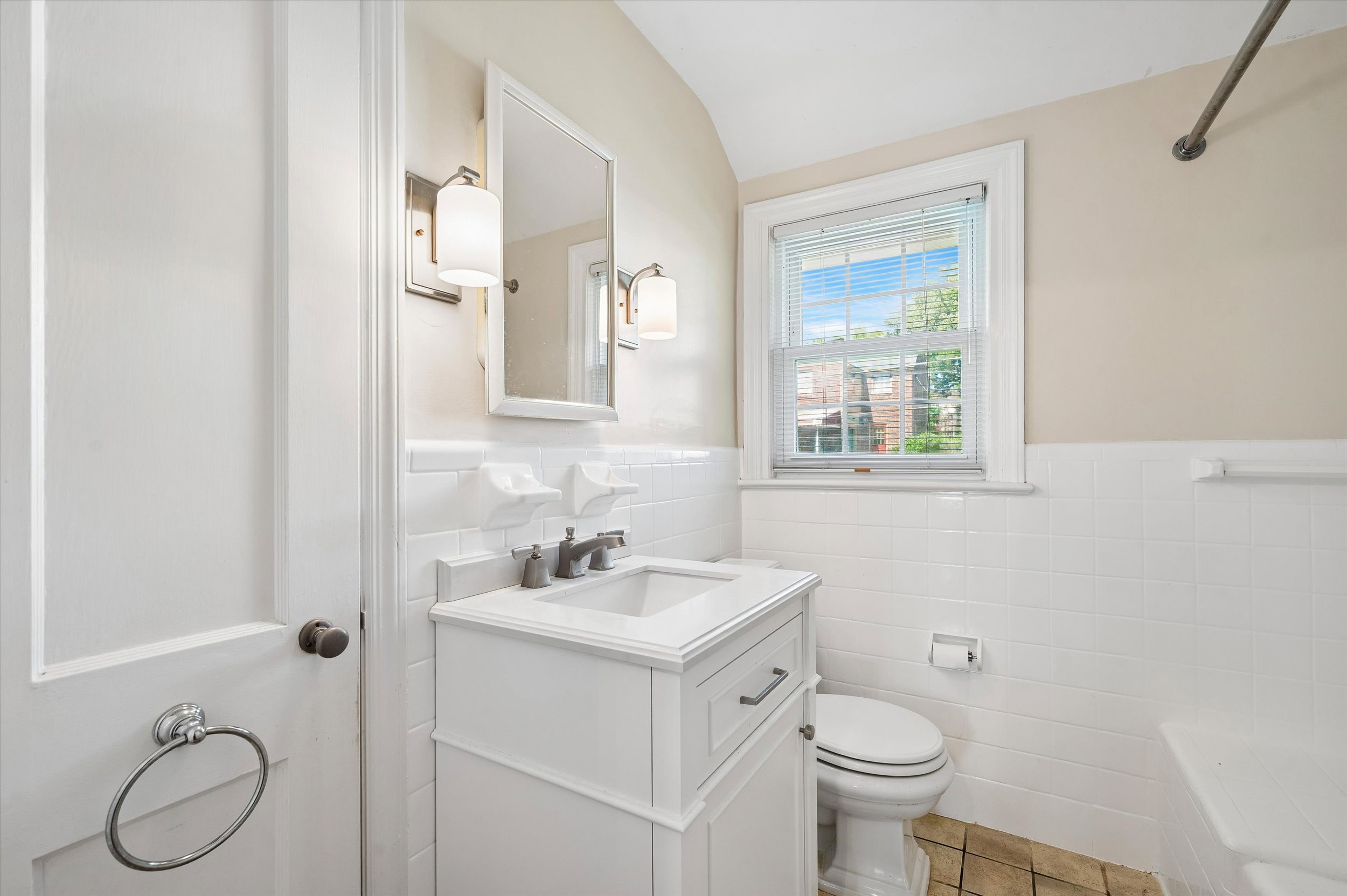 803 Dover Road Wynnewood, PA 19096 - Photo 27 of 35