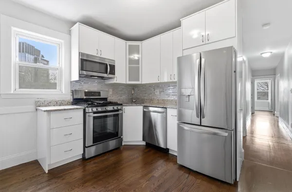 $620,000 | 20 Connecticut Avenue, Unit 2, Somerville, MA 02145