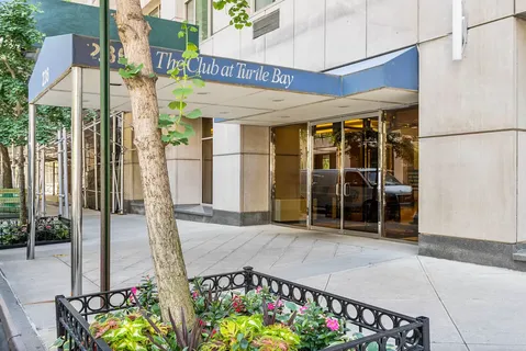 $4,495 | 236 East 47th Street, Unit 28C | Midtown East