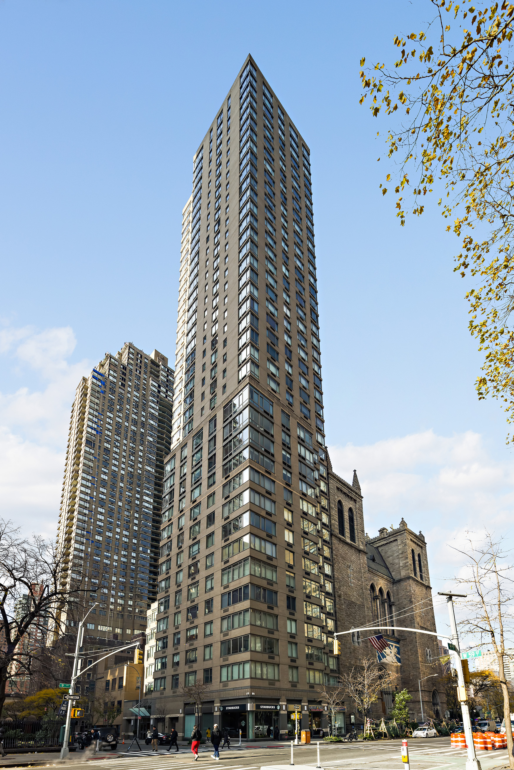 2 Columbus Avenue, Unit 7B Manhattan, NY 10019 - Photo 13 of 14