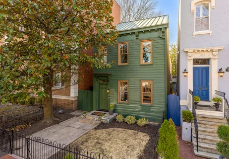 Contact Agent | 20 9th Street Northeast, Washington, DC 20002