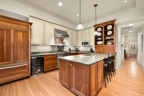 $1,850,000 | 2021 N Street Northwest, Washington, DC 20036