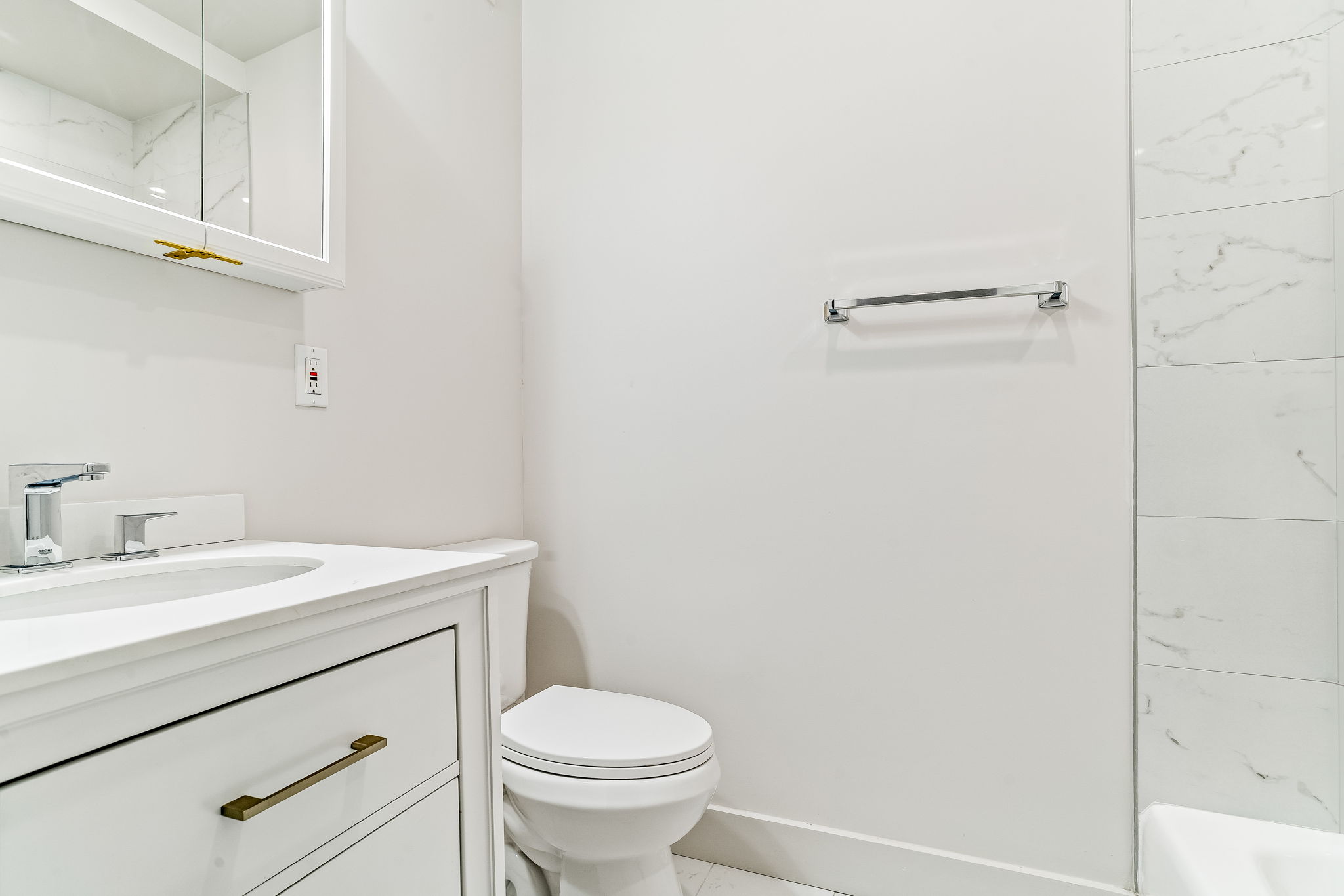 504 West 55th Street, Unit 3E Manhattan, NY 10019 - Photo 8 of 10