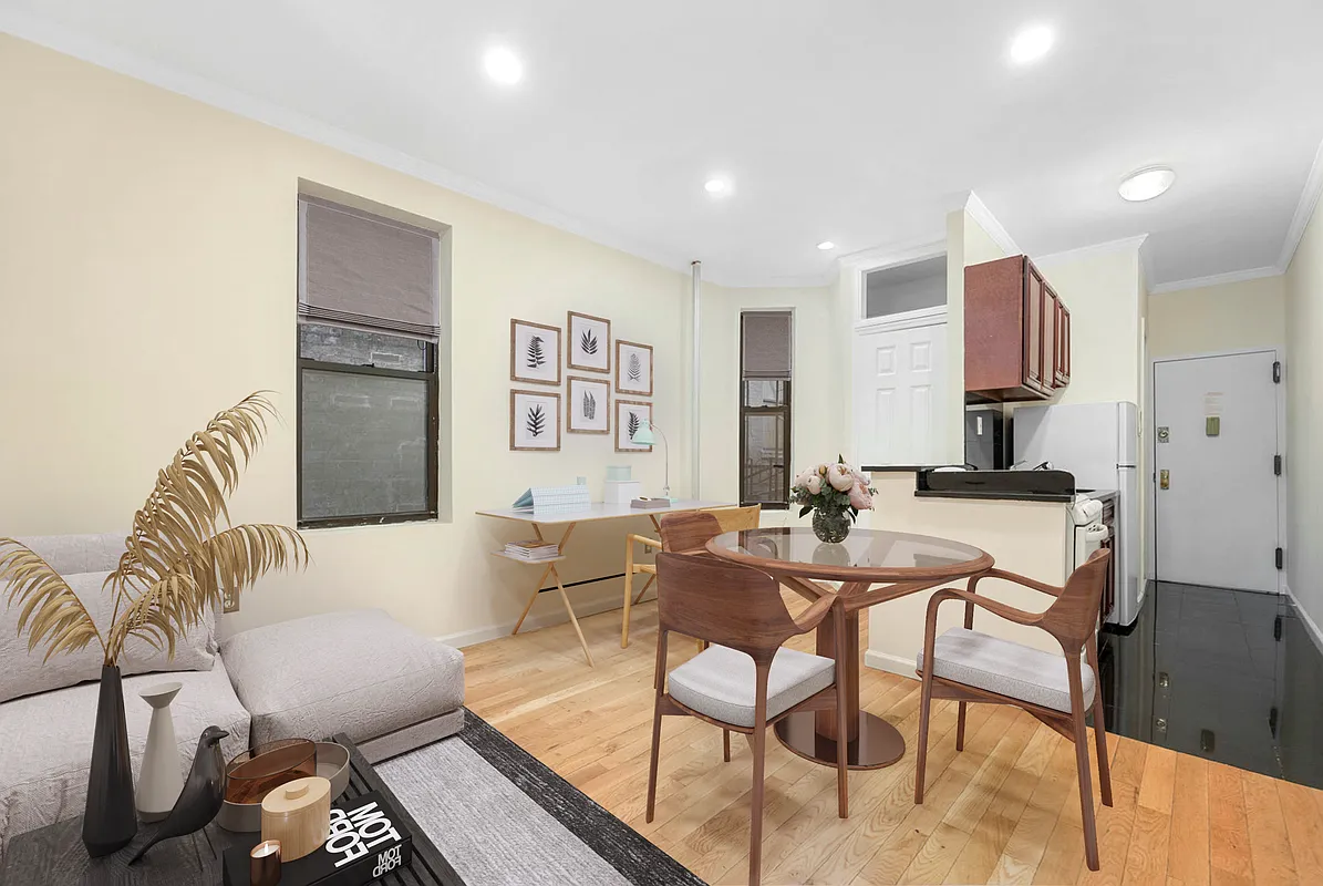 370 Columbus Avenue, Unit 1F Manhattan, NY 10024 - Photo 2 of 11 a view of a dining room with furniture