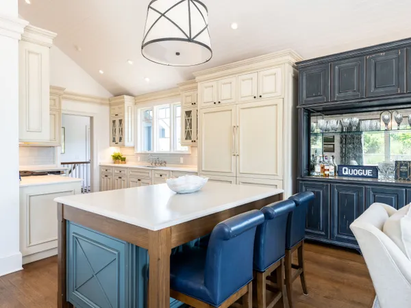 $16,999,000 | 40 Dune Road, Quogue, NY 11959