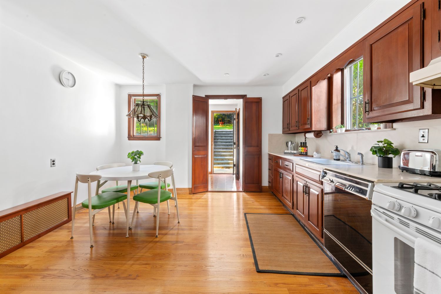 $1,199,000 | 5037 Fieldston Road | Fieldston