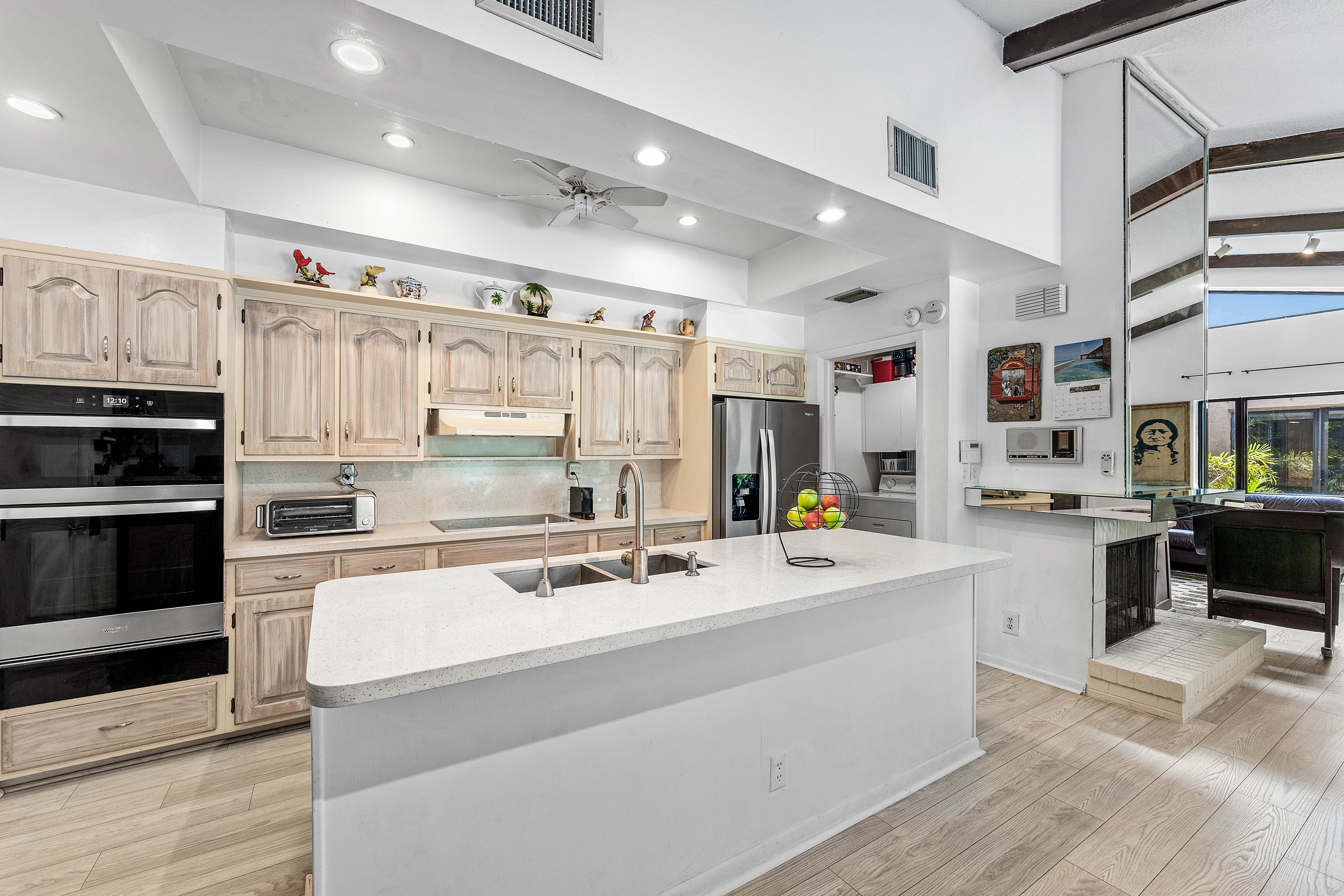 6582 Patio Lane Boca Raton, FL 33433 - Photo 8 of 43 Gallery Image 8