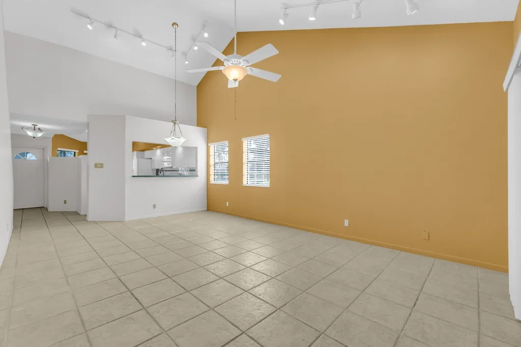 $410,000 | 8209 Waterford Avenue, Unit 8209, Tamarac, FL 33321