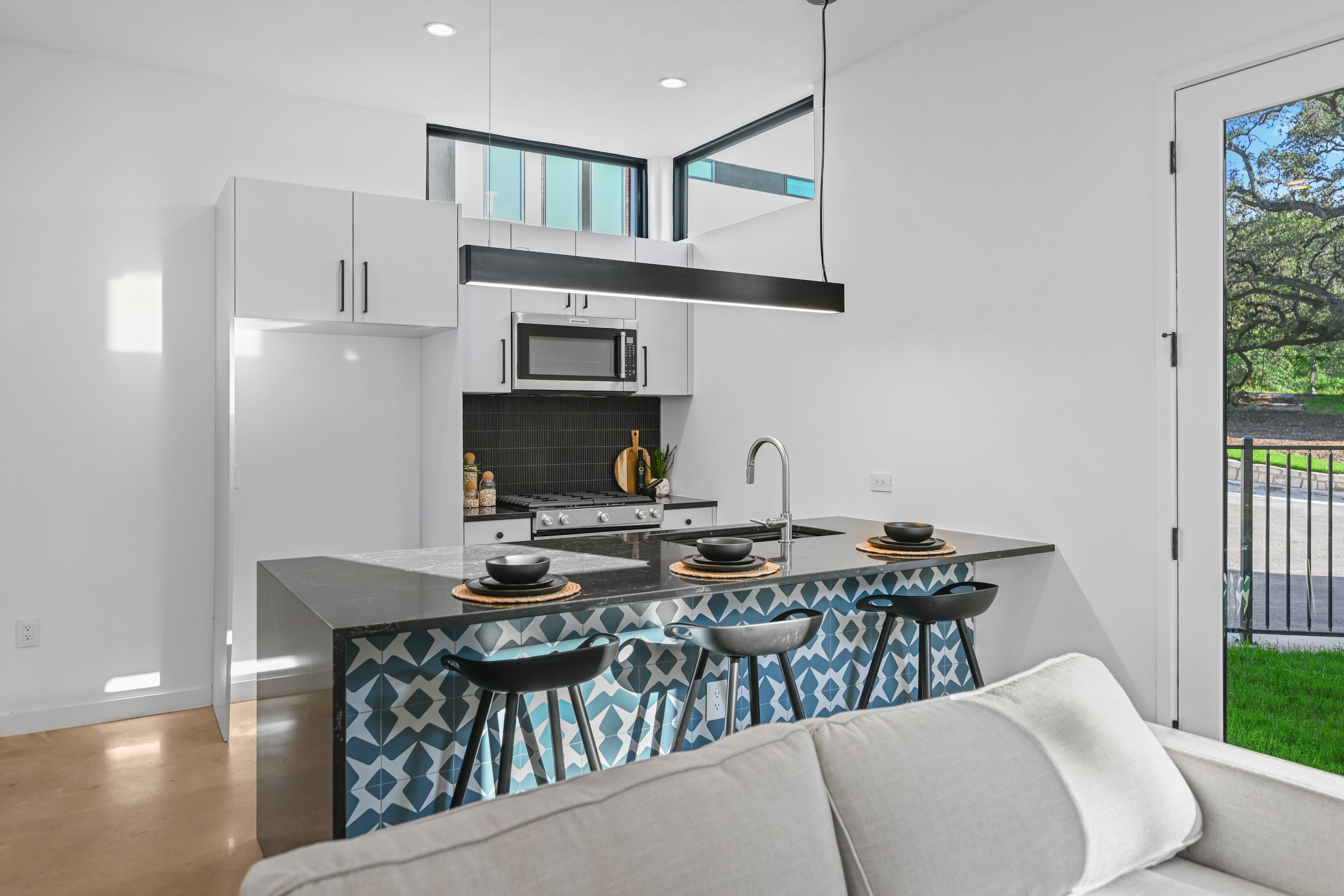 219 Lessin Lane, Unit 15 Austin, TX 78704 - Photo 20 of 53 Gallery Image 20