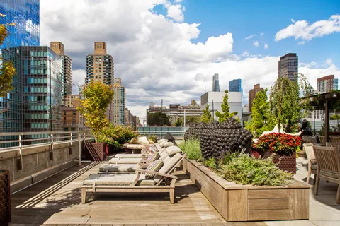 $25,000 | 10 West End Avenue, Unit 14A | Upper West Side