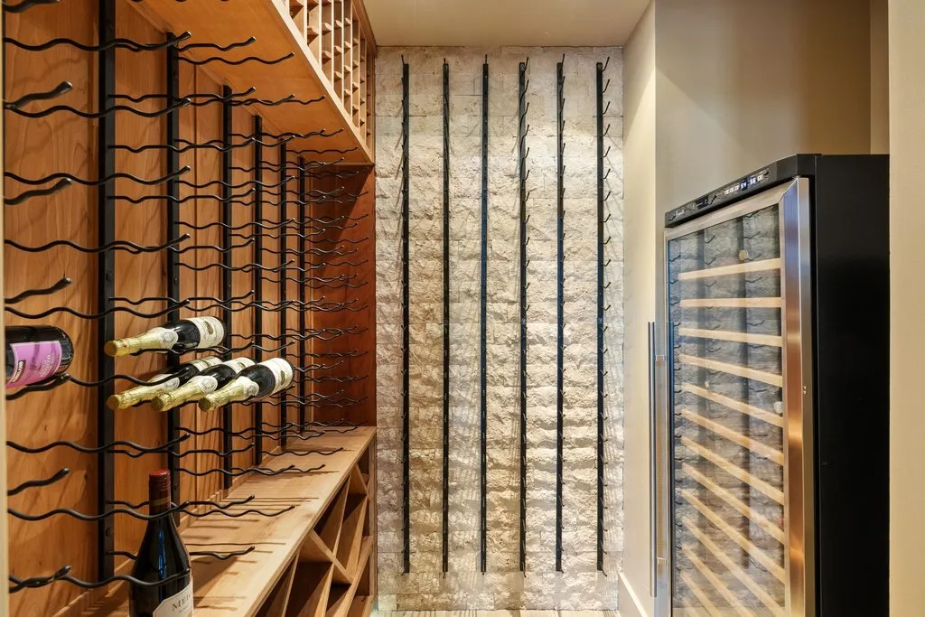 $3,895,000 | 9508 Veletta Place, Austin, TX 78735