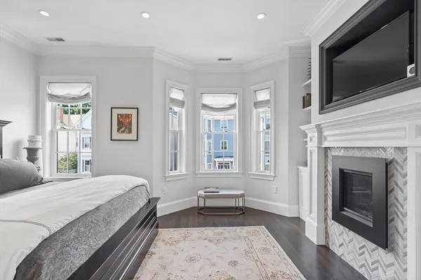 $2,799,000 | 795 East 4th Street, Boston, MA 02127