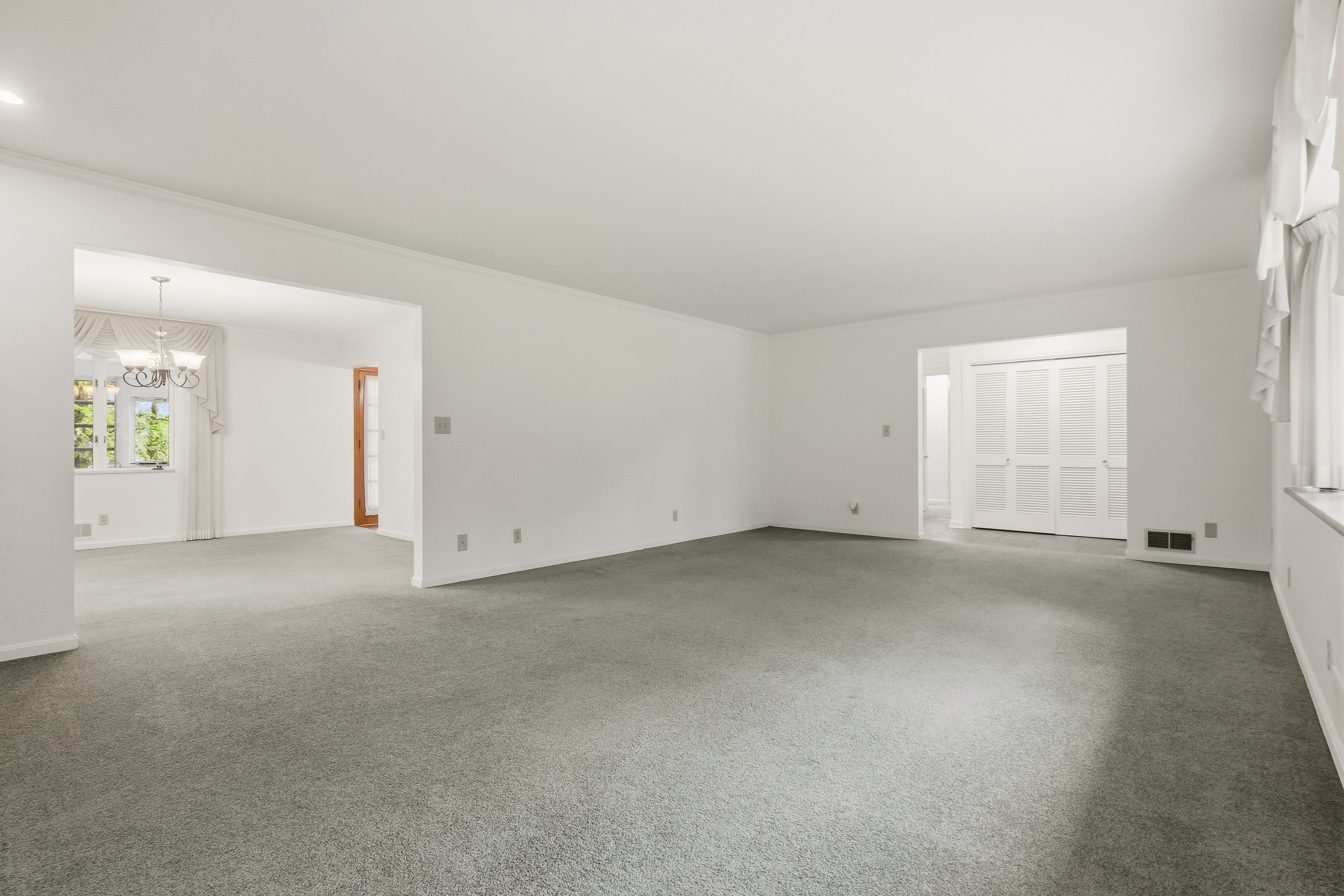 101 Oakwood Road Canonsburg, PA 15317 - Photo 8 of 32