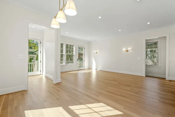 $2,195,000 | 22 West Spring Street, Alexandria, VA 22301