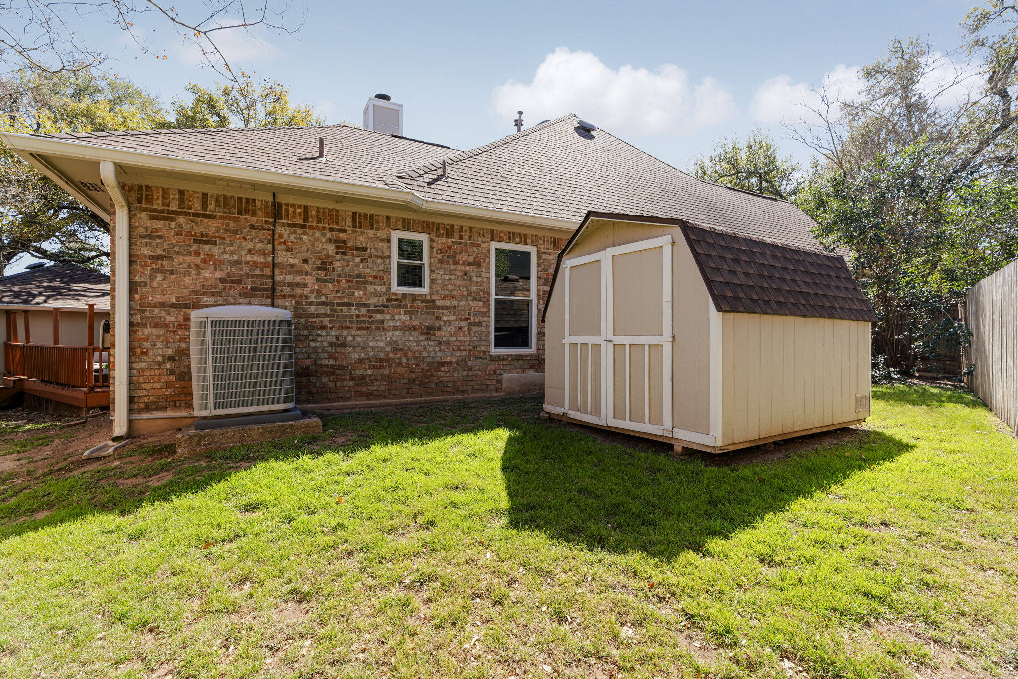 11008 Needham Court Austin, TX 78739 - Photo 32 of 37