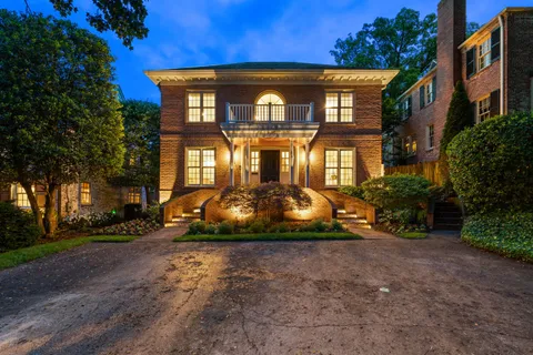 Contact Agent | 5313 Massachusetts Avenue, Bethesda, MD 20816