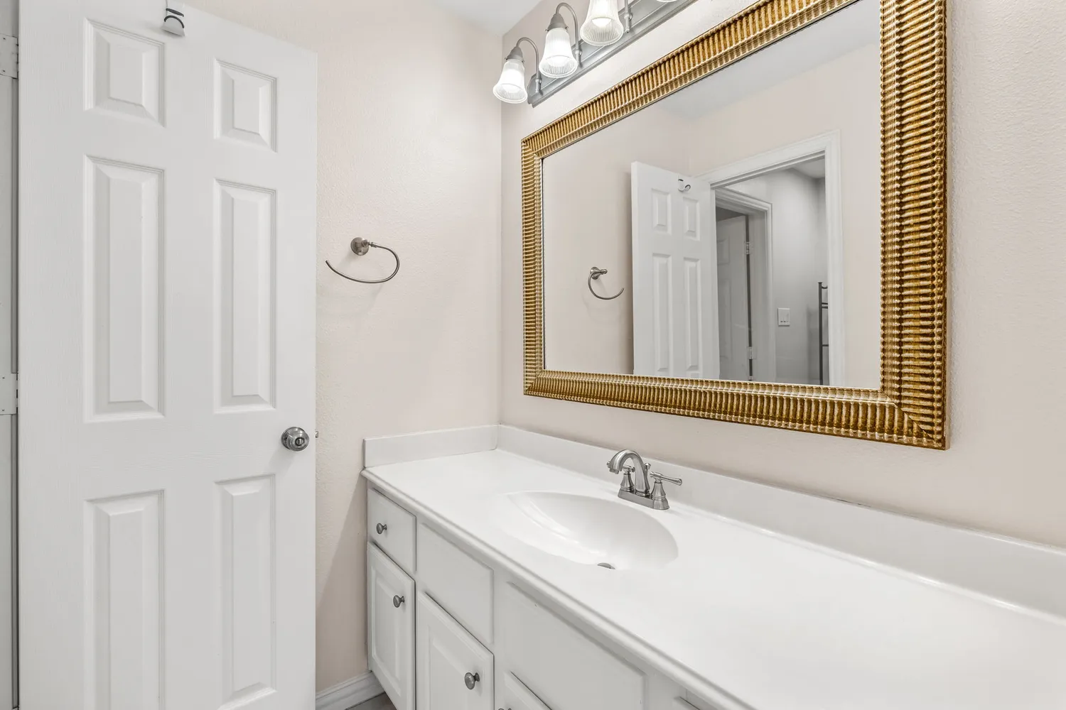 $800,000 | Address Upon Request, Plano, TX 75093