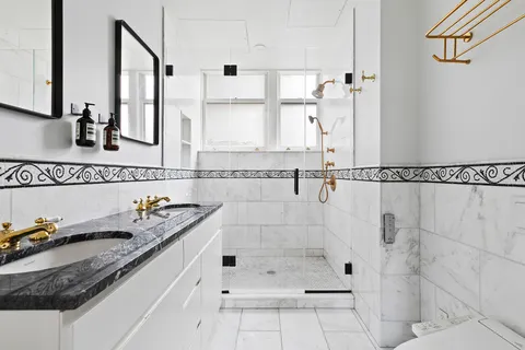 $4,300,000 | 31 West 12th Street, Unit 5E | Greenwich Village