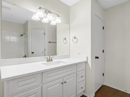 $279,000 | 825 Bristol Avenue, Saginaw, TX 76179