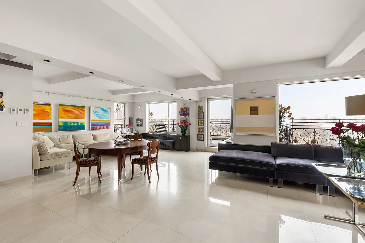 120 Central Park South, Unit PHE/W Manhattan, NY 10019 - Photo 4 of 13 Gallery Image 4