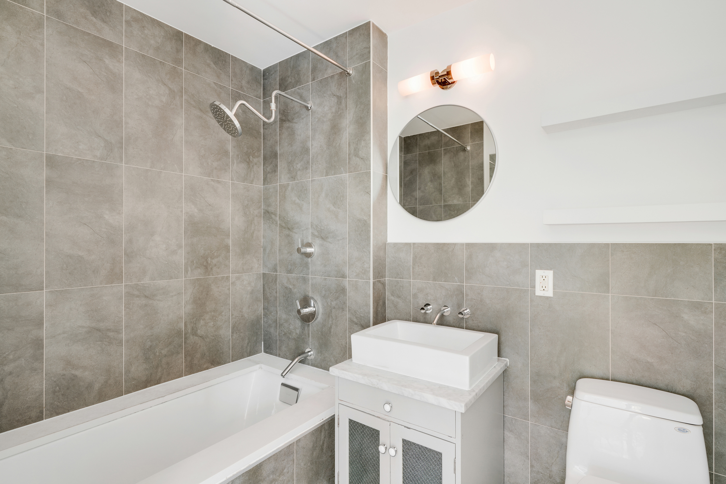 69 Berry Street, Unit L1 Brooklyn, NY 11249 - Photo 4 of 10