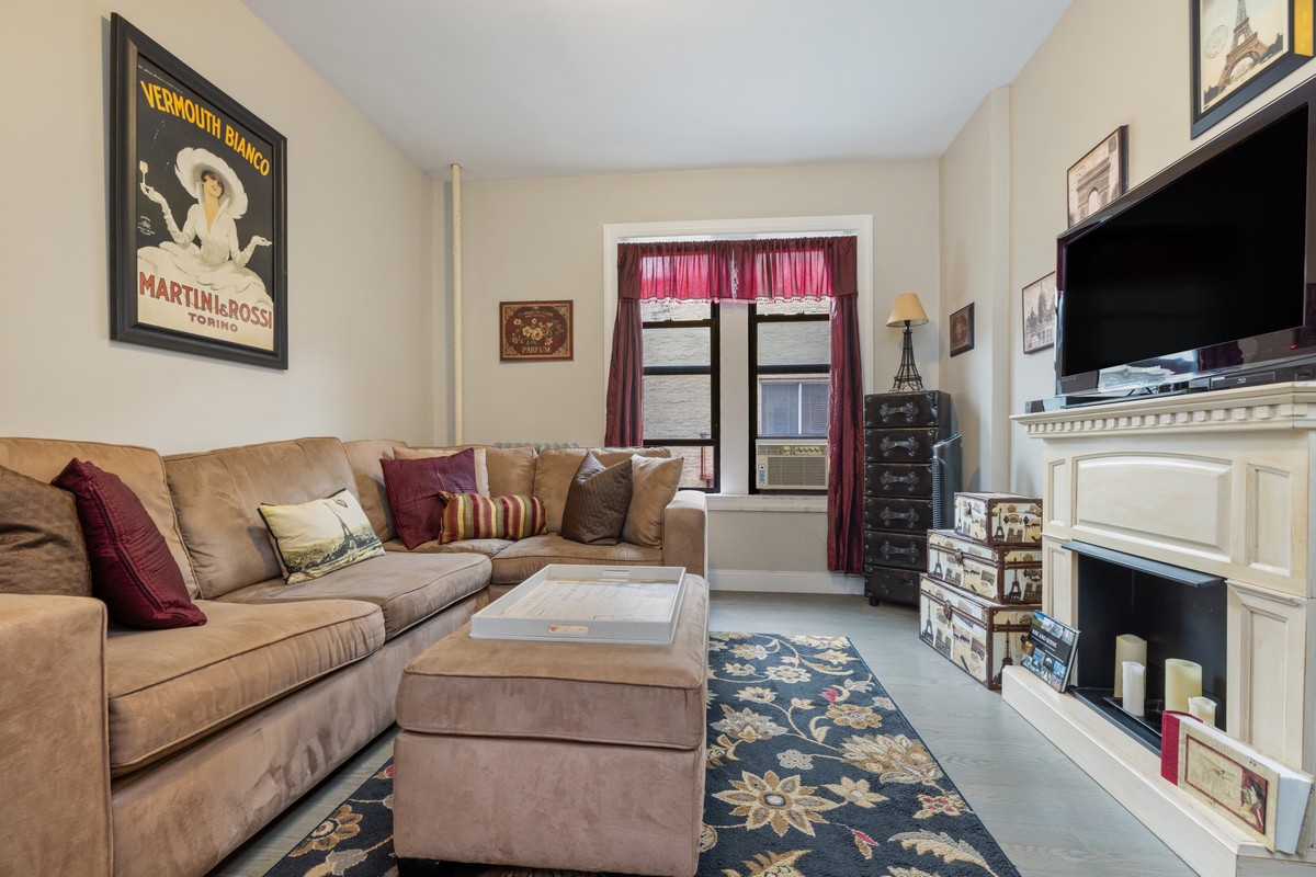 125 Eastern Parkway, Unit 3E/4E Brooklyn, NY 11238 - Photo 4 of 8