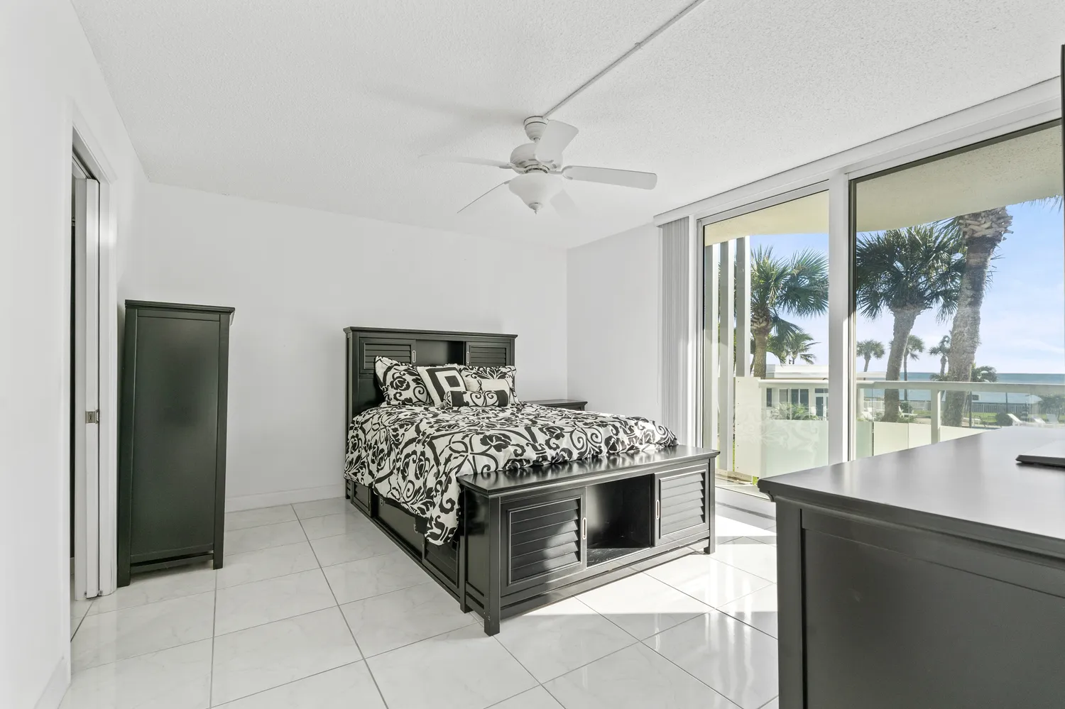 $799,000 | 3554 Ocean Drive, Unit 204S, Vero Beach, FL 32963
