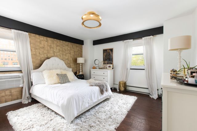 $888,000 | 175 Willoughby Street, Unit 4A | Downtown Brooklyn