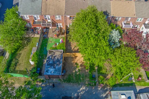 $289,000 | 19 West 37th Street, Wilmington, DE 19802