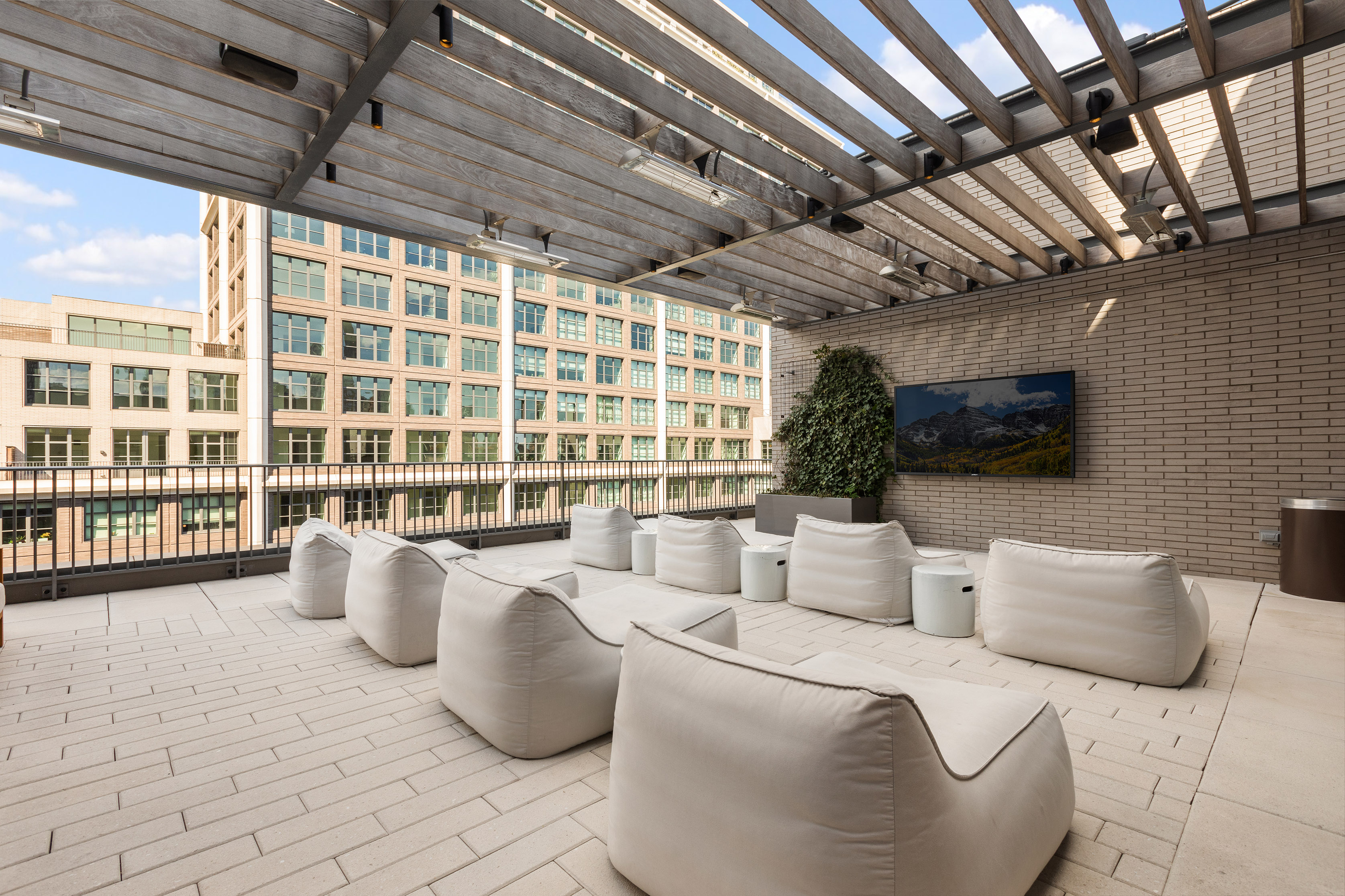 180 Front Street, Unit 3E Brooklyn, NY 11201 - Photo 20 of 29