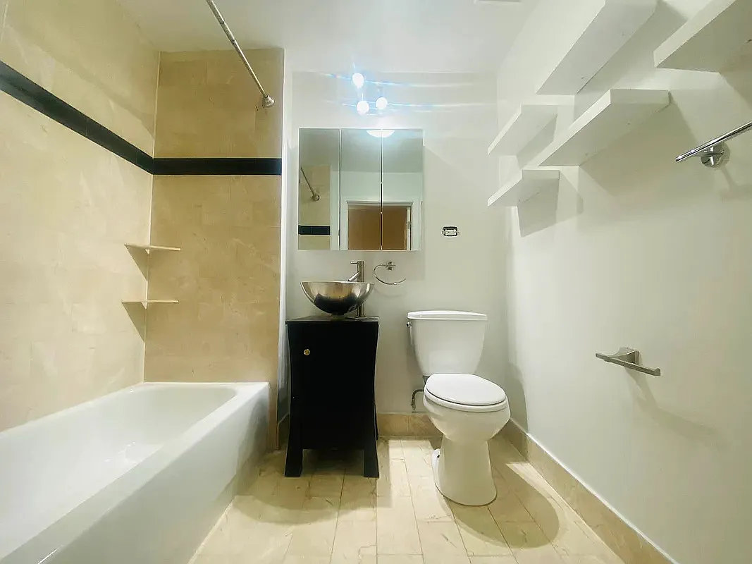 102 West 29th Street, Unit 2 Manhattan, NY 10001 - Photo 20 of 21