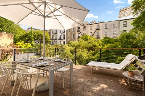 $900,000 | 692 President Street, Unit 2 | Park Slope