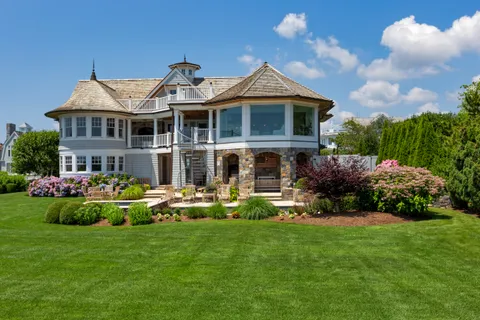 $11,895,000 | 7 Sandpiper Road, Westport, CT 06880