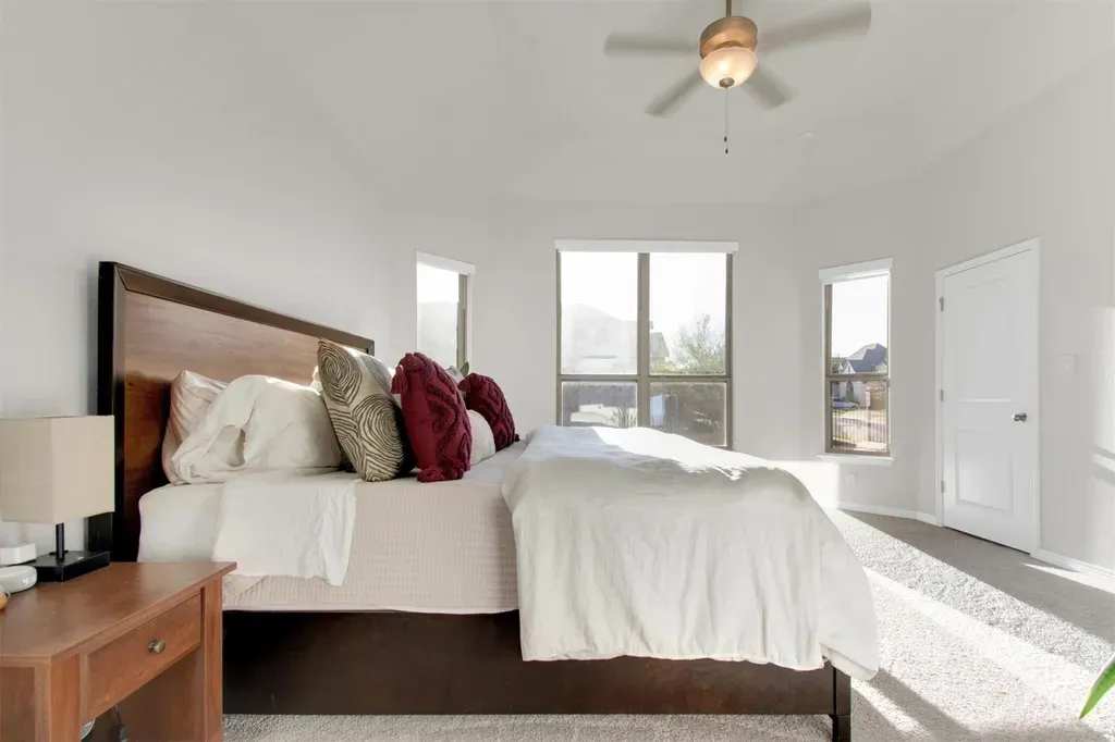 $2,800 | 104 Pin Cherry Pass, San Marcos, TX 78666