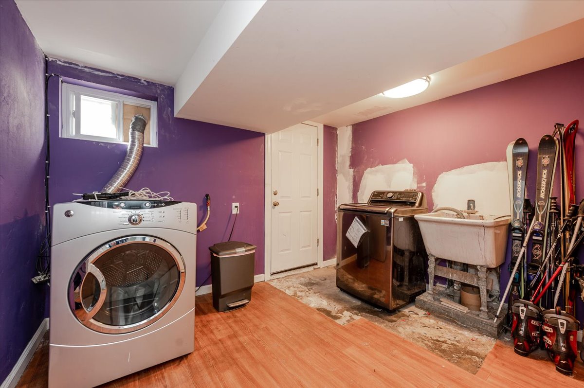 79-32 60th Lane Queens, NY 11385 - Photo 23 of 26