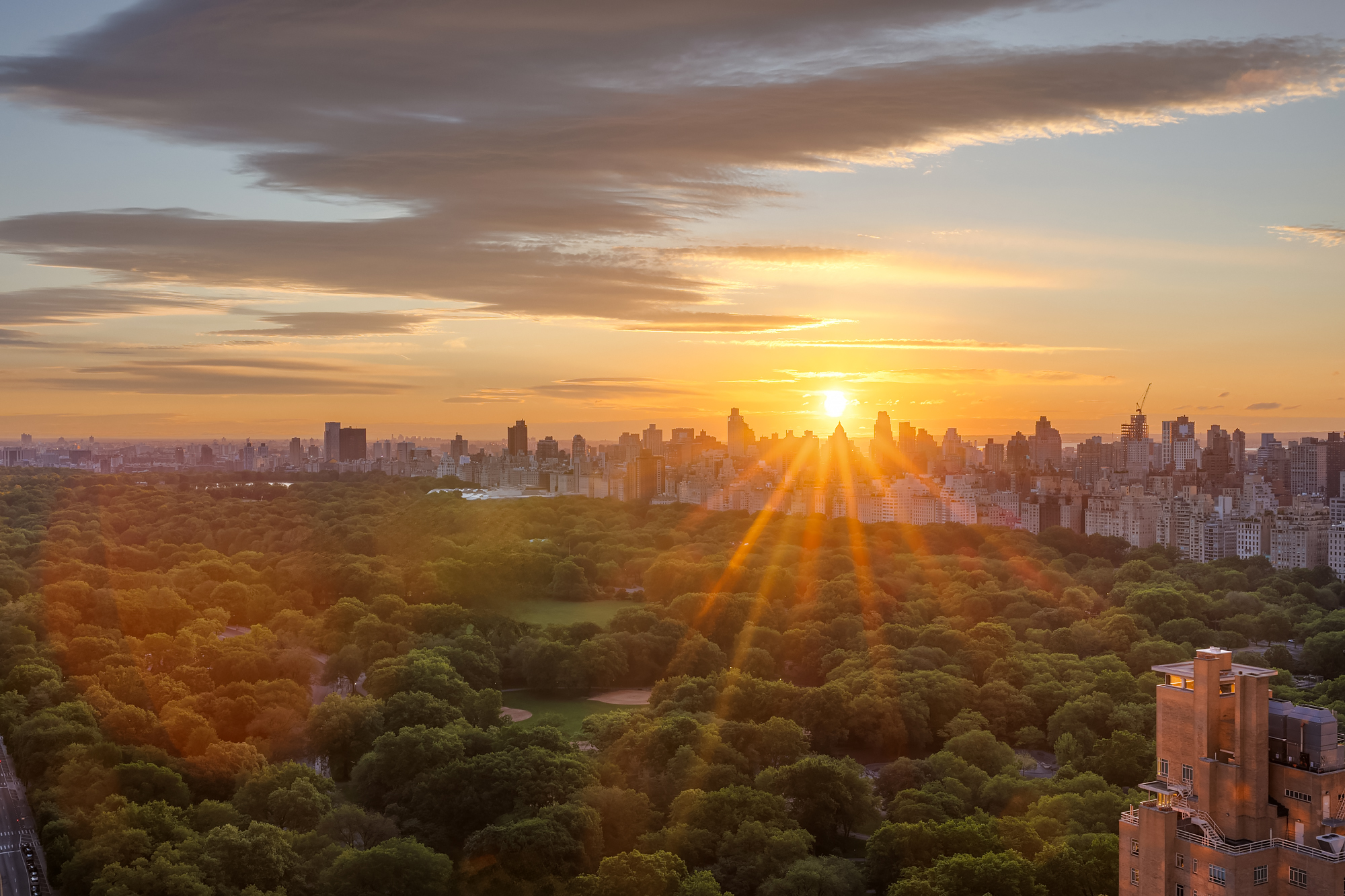 301 West 57th Street, Unit 36C Manhattan, NY 10019 - Photo 25 of 27 a view of a city