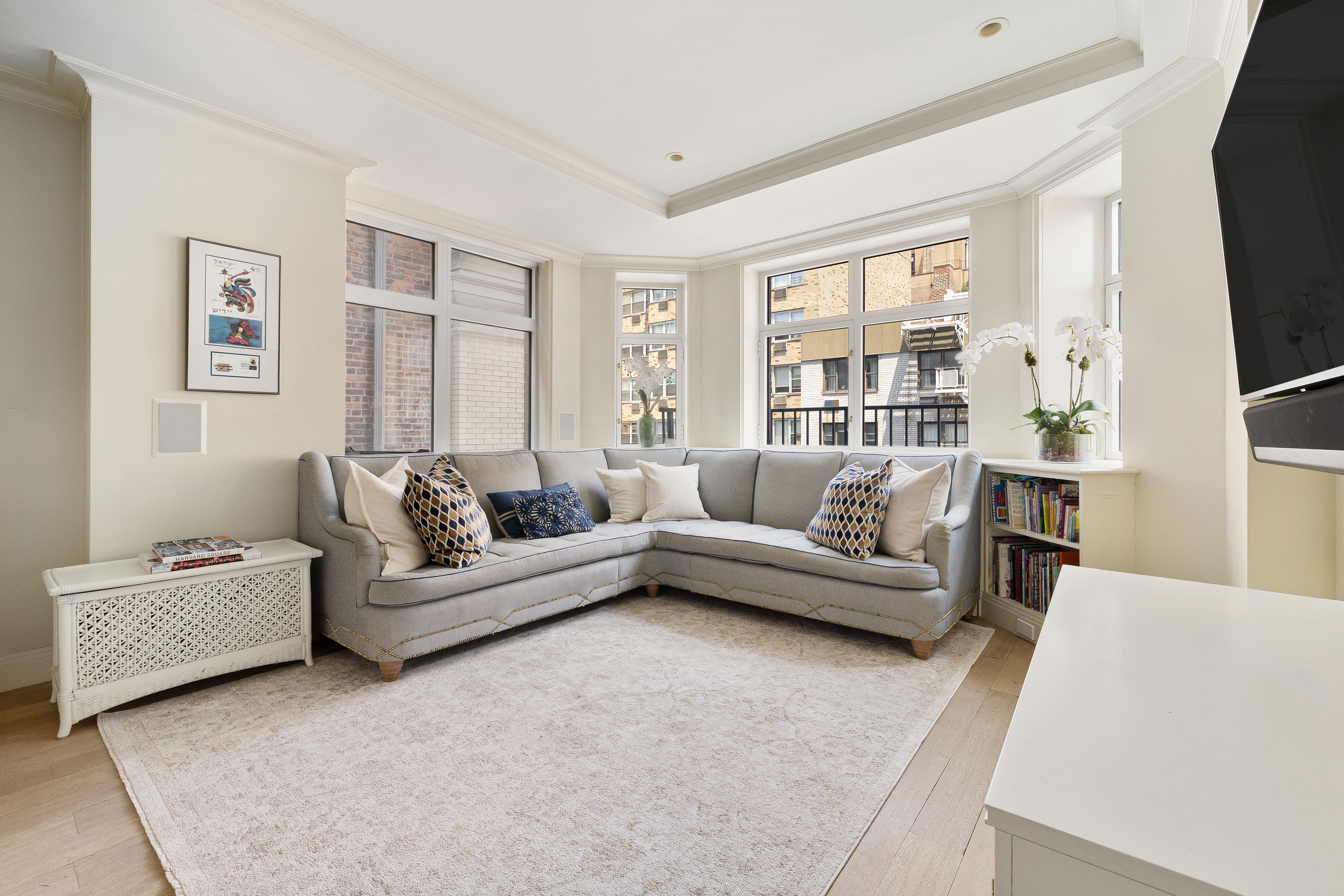 188 East 76th Street, Unit 5ABC Manhattan, NY 10021 - Photo 7 of 20
