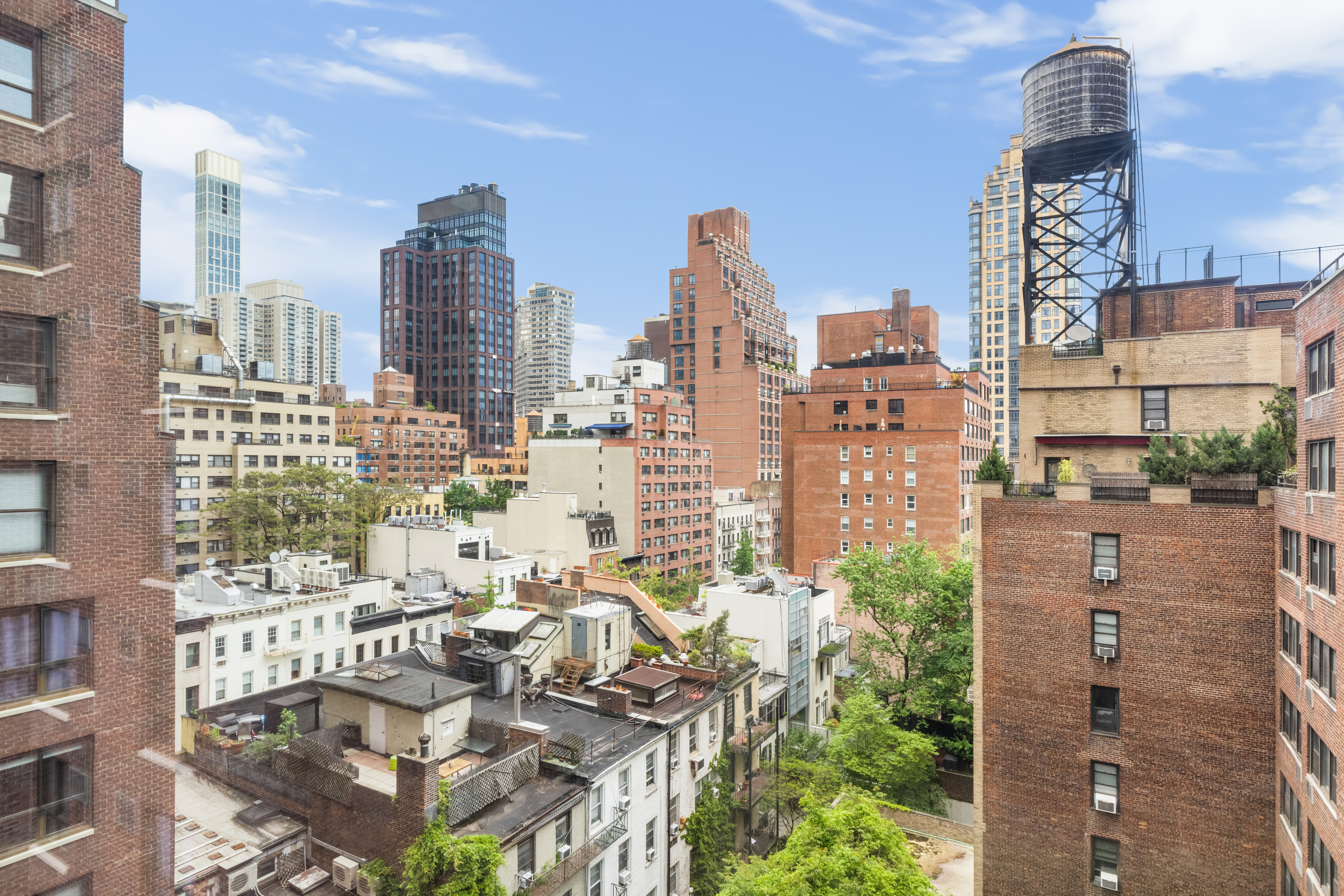 301 East 50th Street, Unit 8C Manhattan, NY 10022 - Photo 14 of 20 a view of city