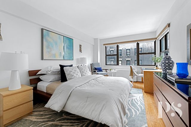 $645,000 | 345 East 69th Street, Unit 5G | Upper East Side