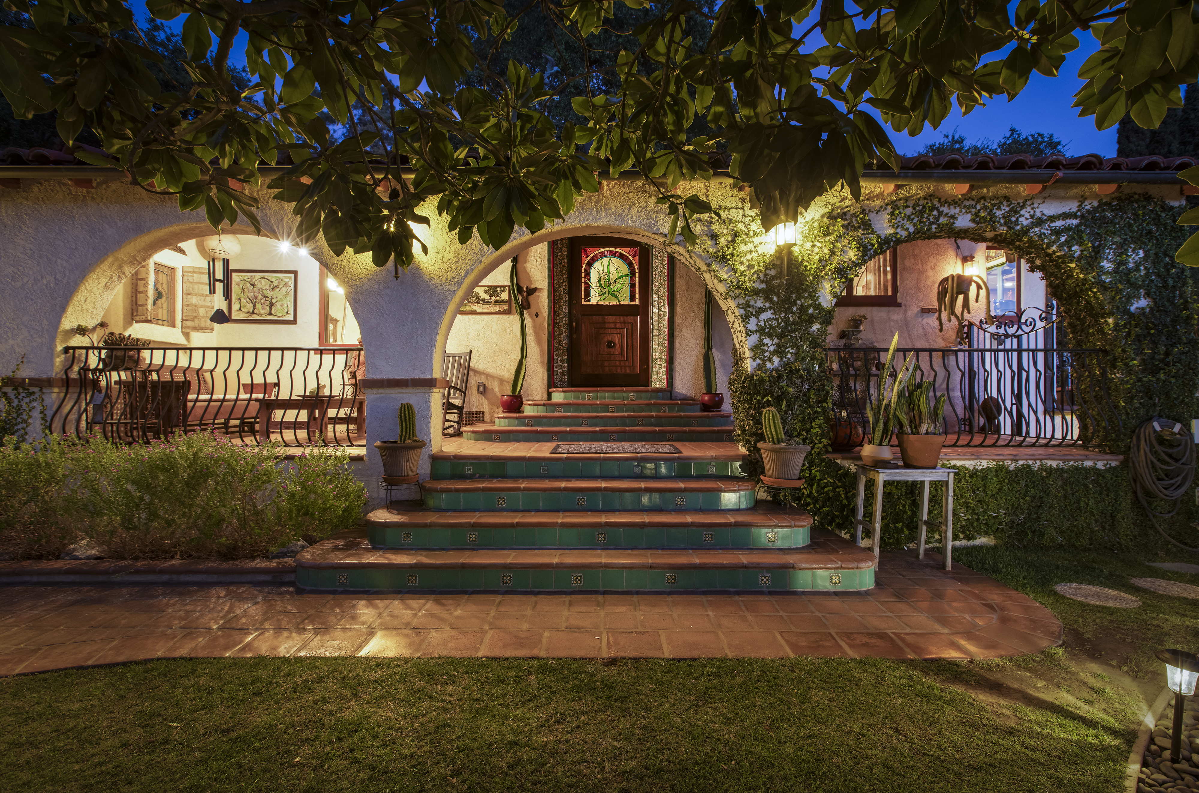 3290 Buckingham Road Glendale, CA 91206 - Photo 9 of 69