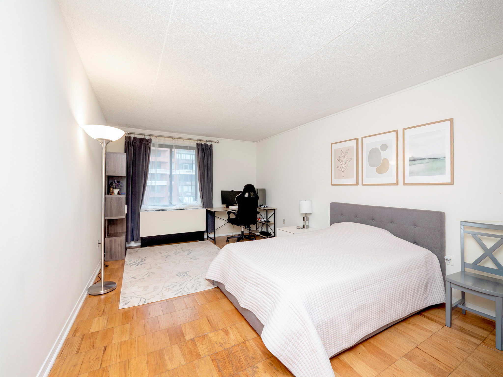 300 Rector Place, Unit 8E Manhattan, NY 10280 - Photo 4 of 14 Gallery Image 4