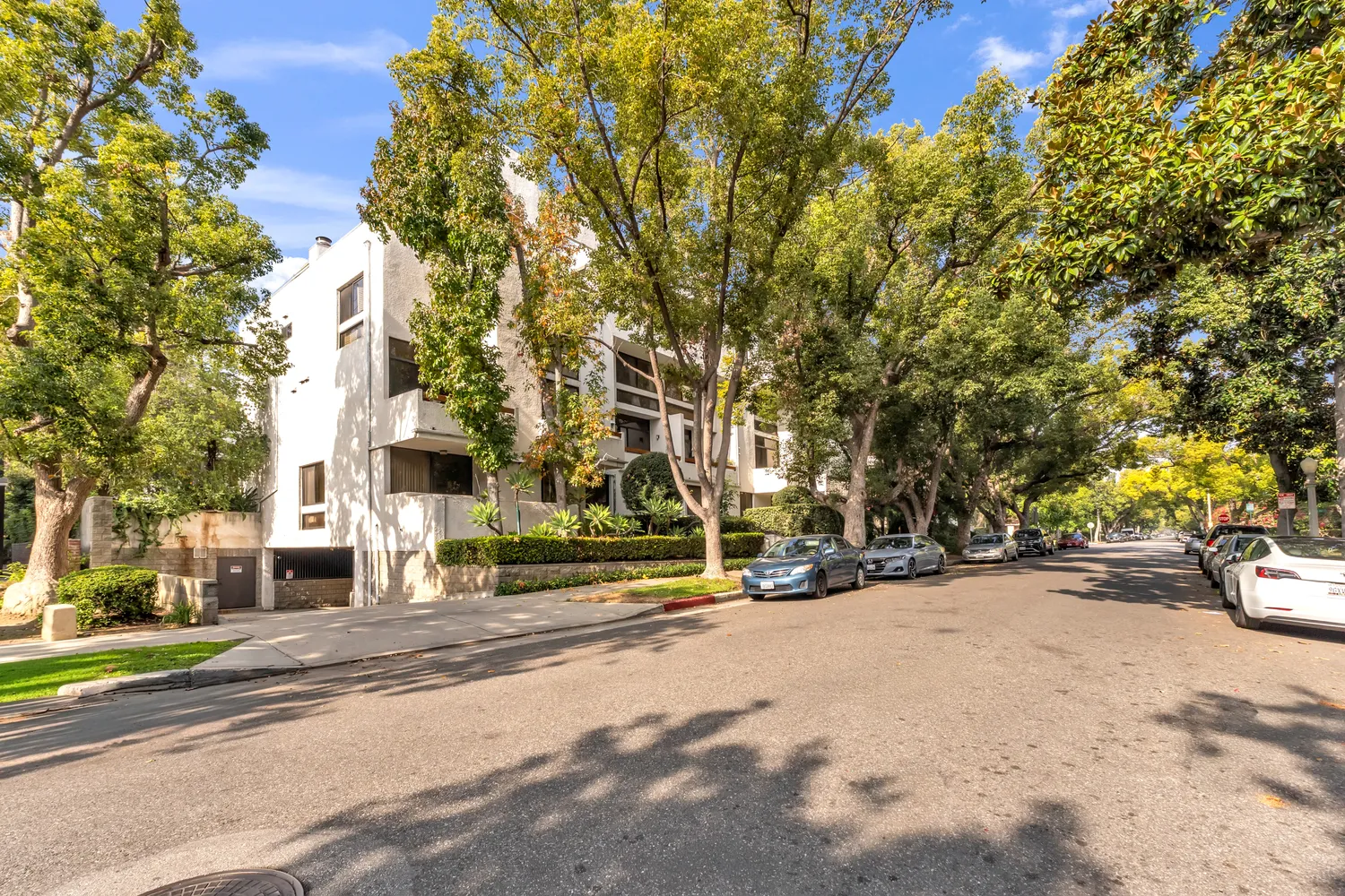 $785,000 | 500 East Del Mar Boulevard, Unit 12, Pasadena, CA 91101