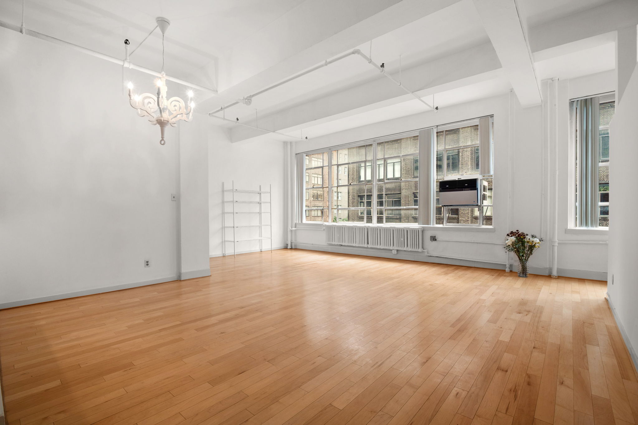 361 West 36th Street, Unit 5B Manhattan, NY 10018 - Photo 2 of 12