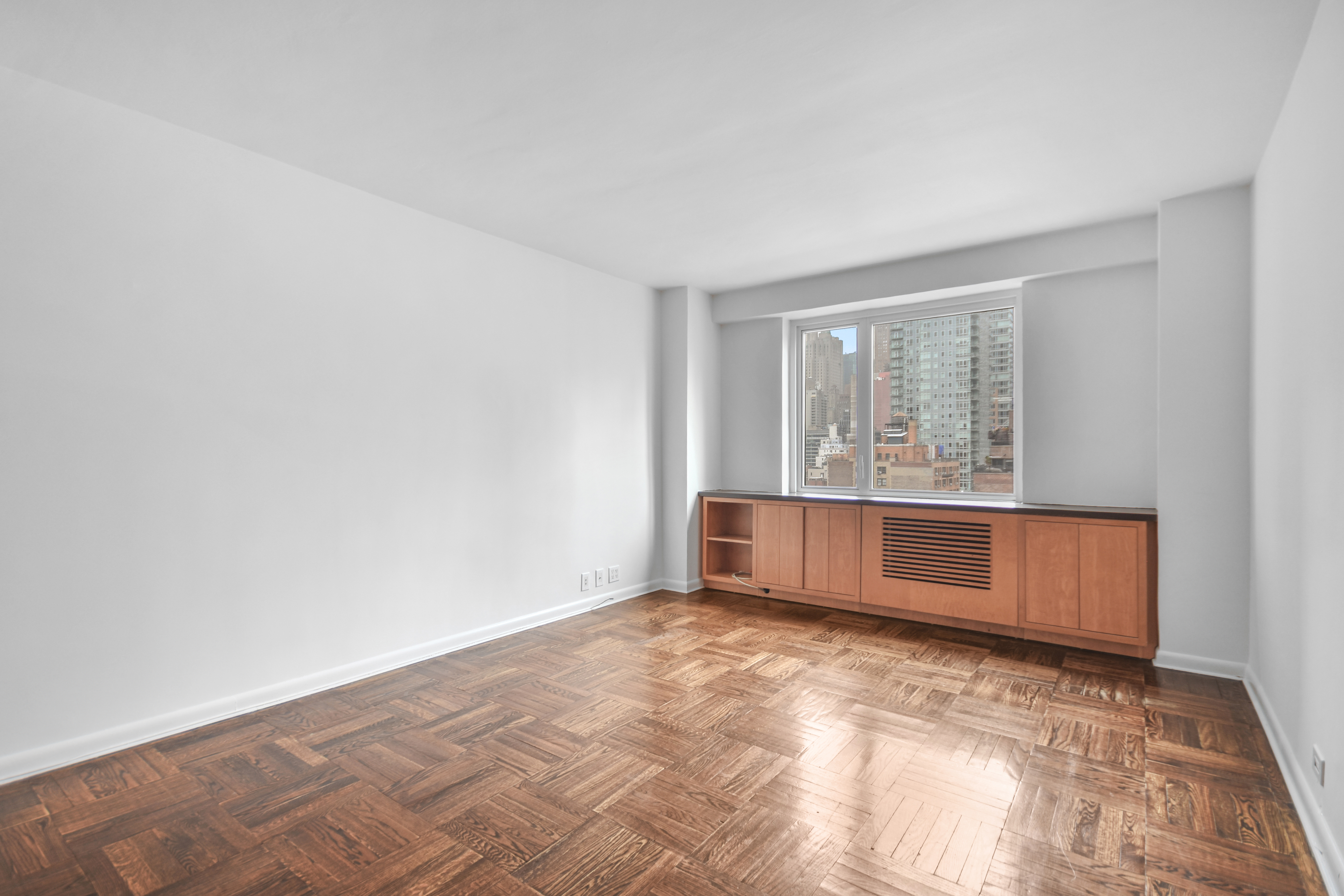 411 East 53rd Street, Unit 12K Manhattan, NY 10022 - Photo 6 of 10