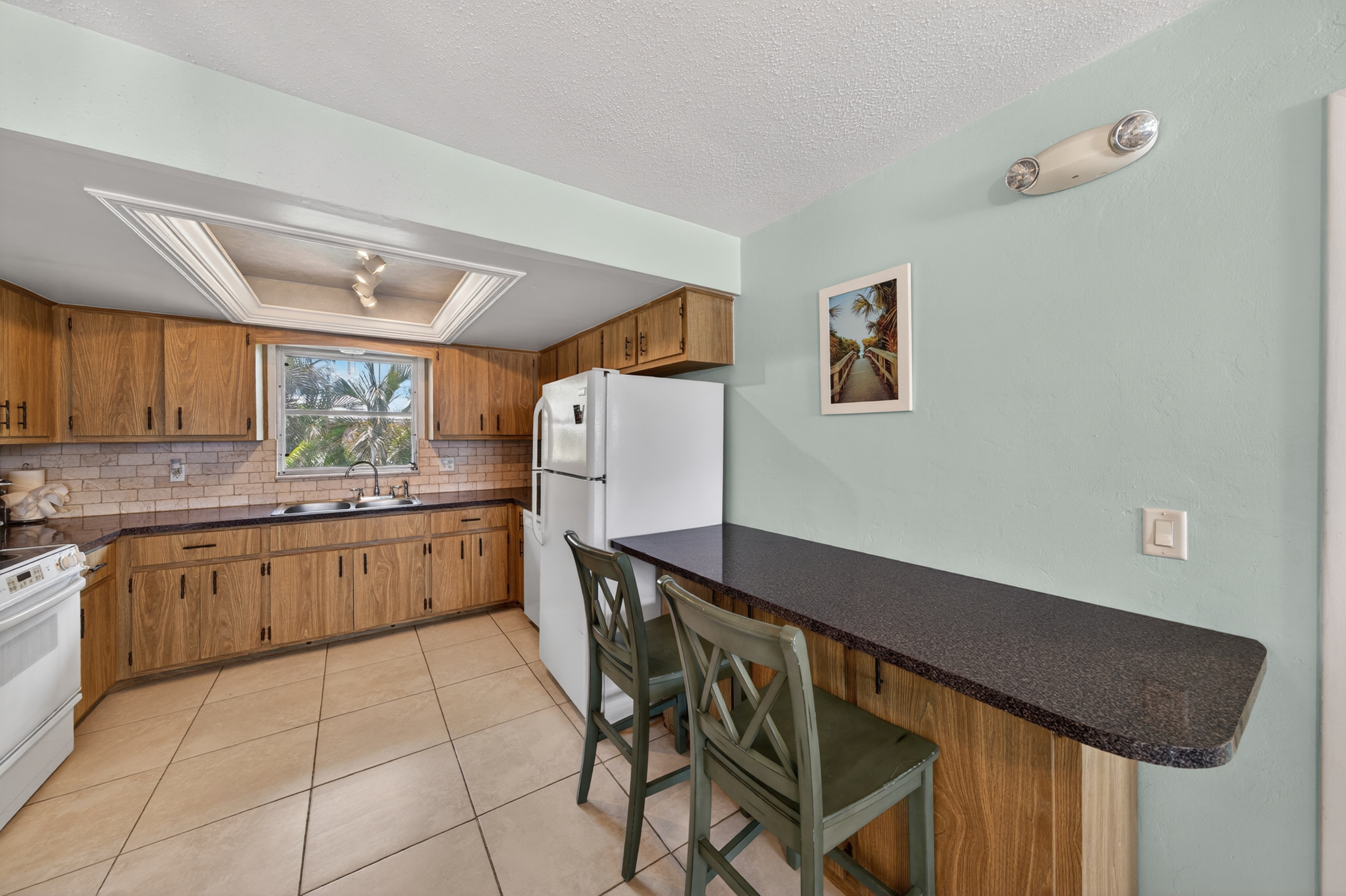 3188 Shell Mound Boulevard Fort Myers Beach, FL 33931 - Photo 9 of 31