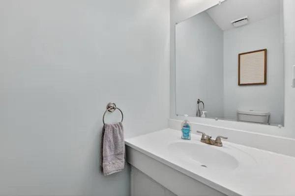 $600,000 | 8106 Kenova Lane, Springfield, VA 22153